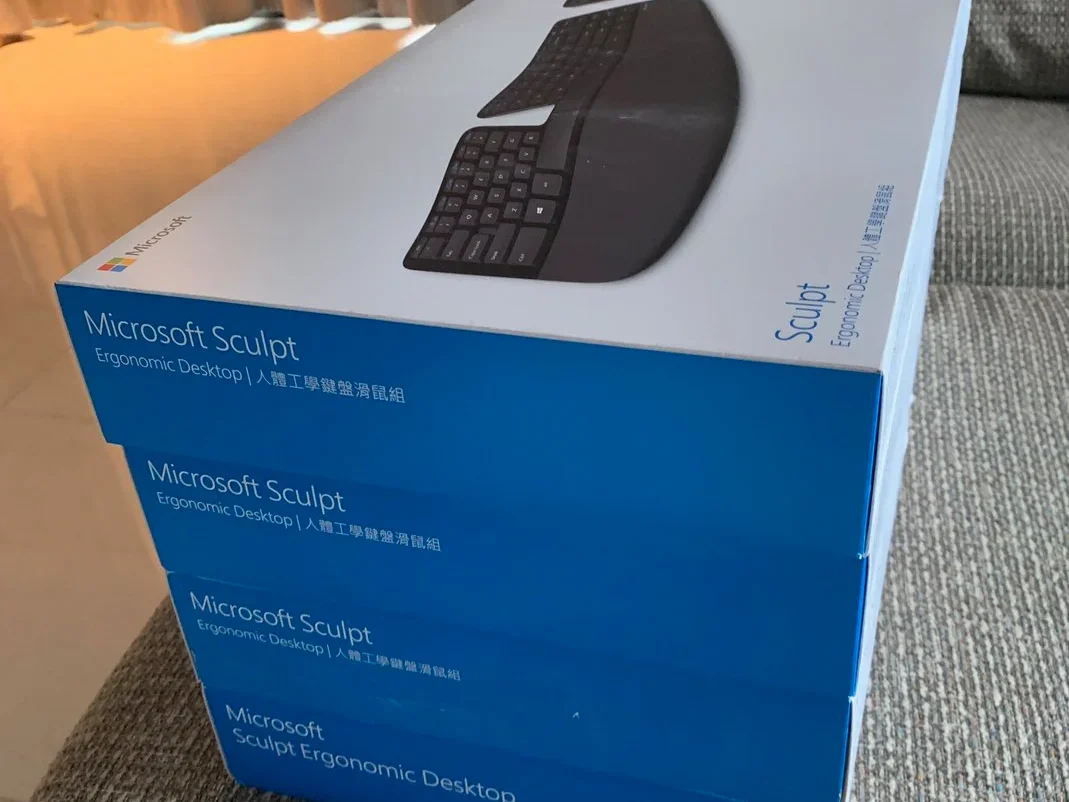 Microsoft Sculpt Ergonomic Desktop