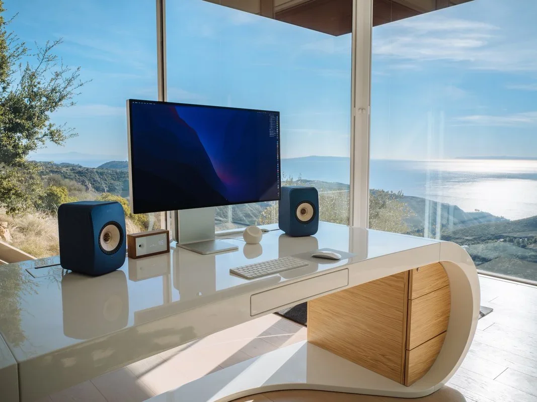 KEF LSX II